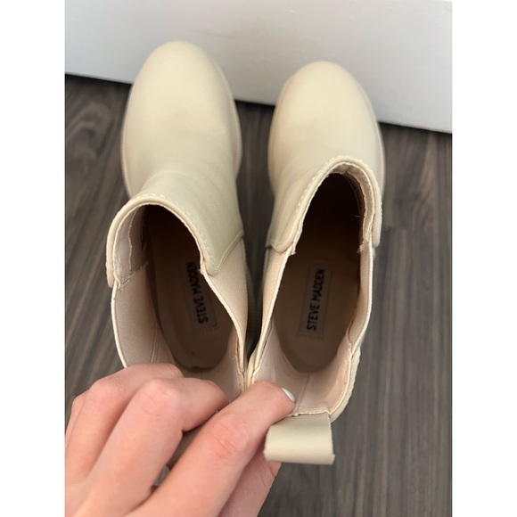 Steve Madden Tan Booties - Picture 5 of 8